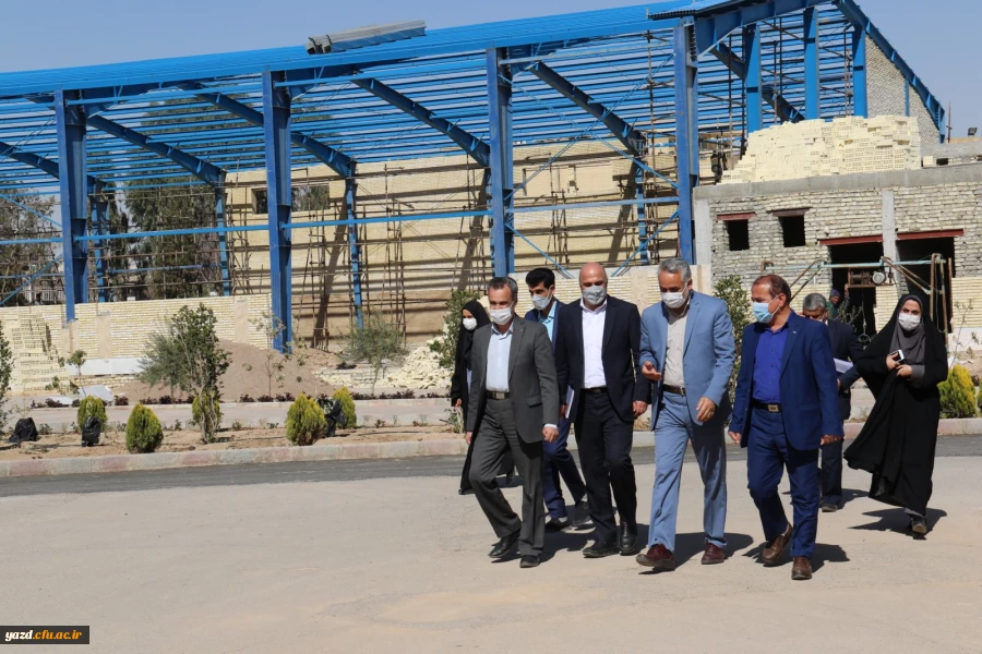 بازدید مدیر کل آموزش و پرورش استان یزد از روند مصاحبه پذیرفته شدگان آزمون استخدامی سال 99
 2