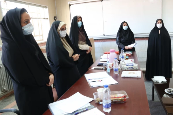 بازدید مدیر کل آموزش و پرورش استان یزد از روند مصاحبه پذیرفته شدگان آزمون استخدامی سال 99
 2