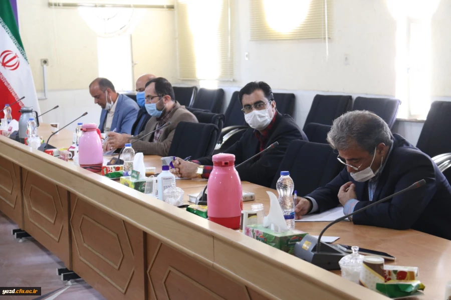 جلسه طرح توانمند سازی دانشجویان شاهد و ایثارگر دانشگاه های کل استان یزد 5