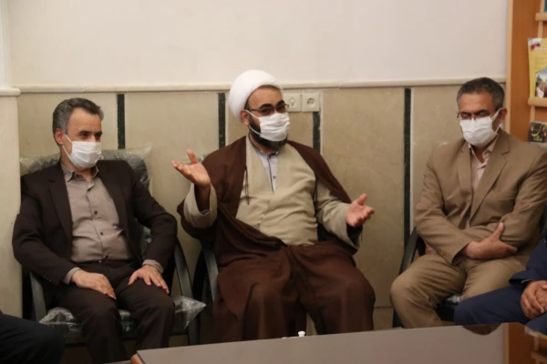 دیدار اعضای هیات مدیره بنیاد خیّرین حامی دانشگاه فرهنگیان یزد با مدیر عامل مجمع خیرین مدرسه ساز استان 3