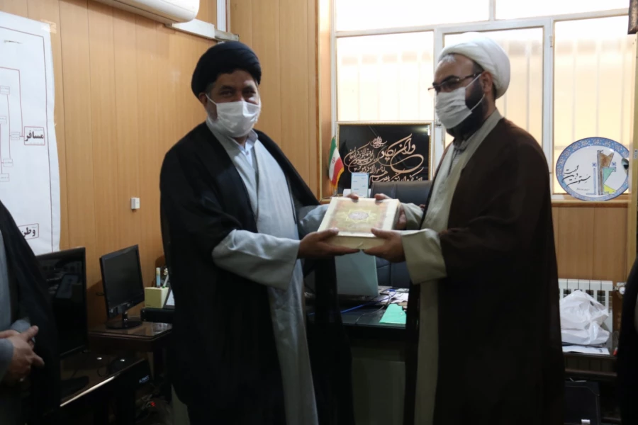 تقدیر استاندار یزد از سرپرست دانشگاه فرهنگیان استان 6