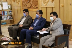 دیدار اعضای هیات رئیسه دانشگاه فرهنگیان یزد با مدیرکل نوسازی، توسعه و تجهیز مدارس استان 4