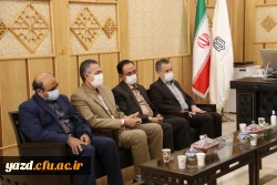دیدار اعضای هیات رئیسه دانشگاه فرهنگیان یزد با مدیرکل نوسازی، توسعه و تجهیز مدارس استان 6