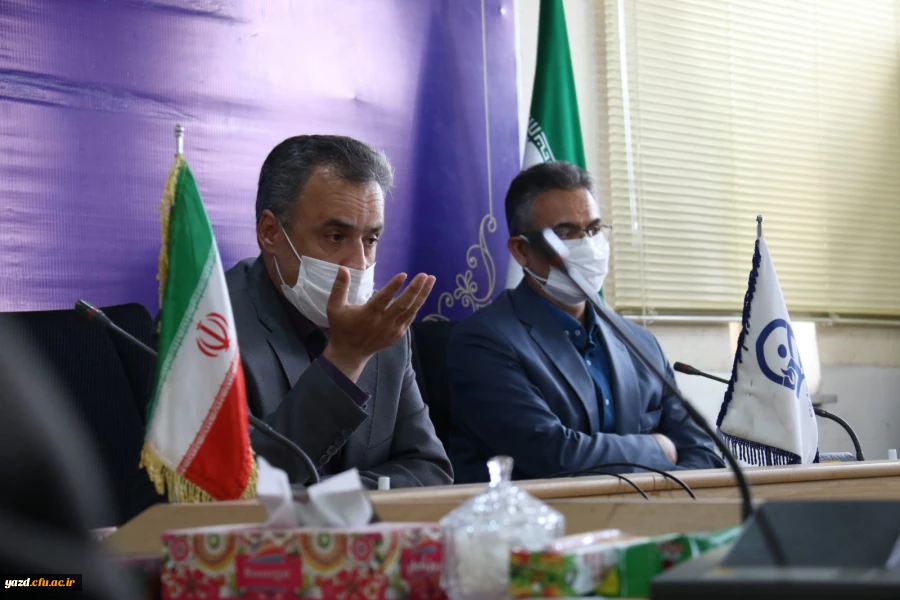 نشست صمیمانه مسئولان دانشگاه با کارکنان 2