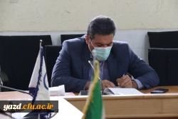 نشست صمیمانه مسئولان دانشگاه با کارکنان 7