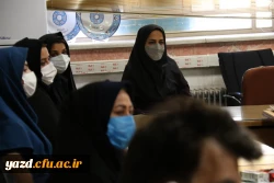 نشست صمیمانه مسئولان دانشگاه با کارکنان این پردیس 7