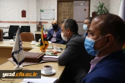 نشست صمیمانه مسئولان دانشگاه با کارکنان این پردیس 8