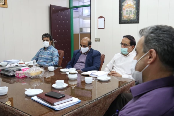 نشست شورای ارتقا سلامت کارکنان پردیس شهیدان پاک نژاد یزد 4