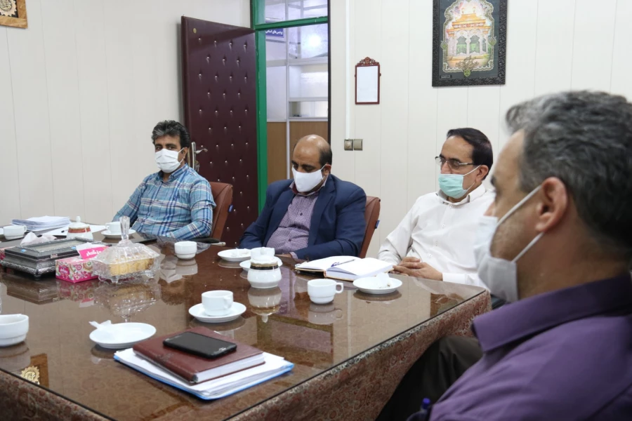 نشست شورای ارتقا سلامت کارکنان پردیس شهیدان پاک نژاد یزد 4