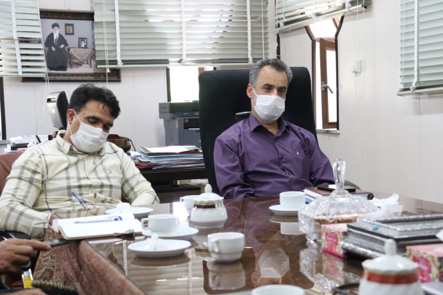 نشست شورای ارتقا سلامت کارکنان پردیس شهیدان پاک نژاد یزد 5