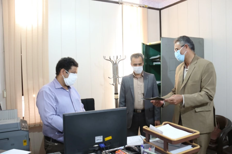 تقدیر از کارکنان حوزه آموزش پردیس های دانشگاه فرهنگیان یزد در دهه سرآمدی آموزش 5