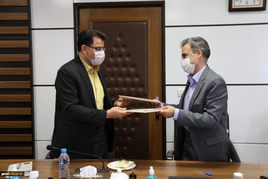 انعقاد تفاهم نامه همکاری بین دانشگاه فرهنگیان یزد و دانشگاه مادر استان  5