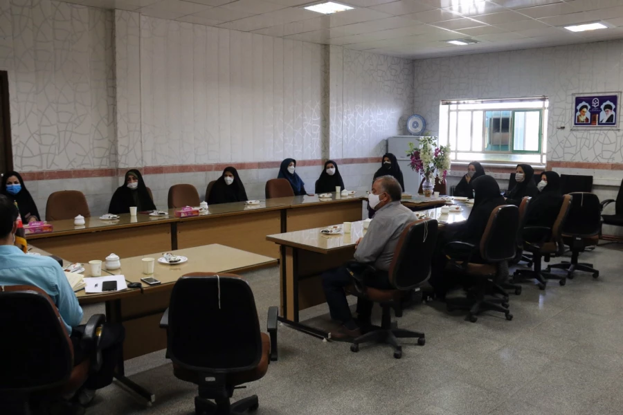 نشست مدیر امور پردیس های دانشگاه فرهنگیان یزد با کارکنان پردیس حضرت فاطمه الزهراء (س) 3