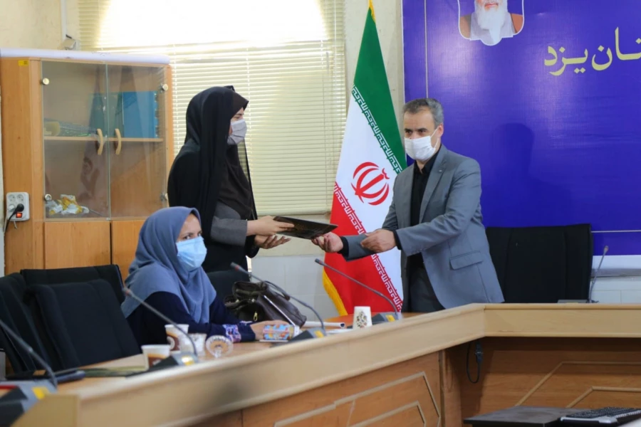 نشست خبری مدیر امور پردیس های دانشگاه فرهنگیان یزد با اصحاب رسانه 11