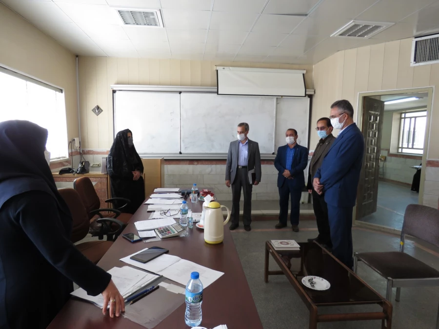 بازدید مدیر امور پردیس های استان یزد از روند برگزاری مصاحبه داوطلبان ورود به دانشگاه فرهنگیان 7