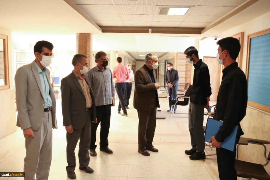 بازدید مدیر کل آموزش و پرورش استان یزد از روند برگزاری مصاحبه داوطلبان ورود به دانشگاه فرهنگیان سال 1400 4