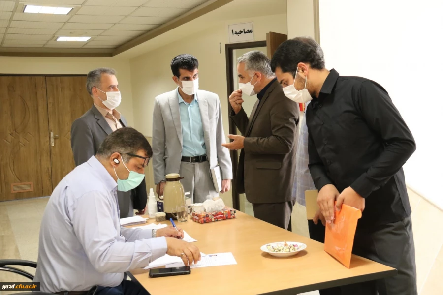 بازدید مدیر کل آموزش و پرورش استان یزد از روند برگزاری مصاحبه داوطلبان ورود به دانشگاه فرهنگیان سال 1400 5