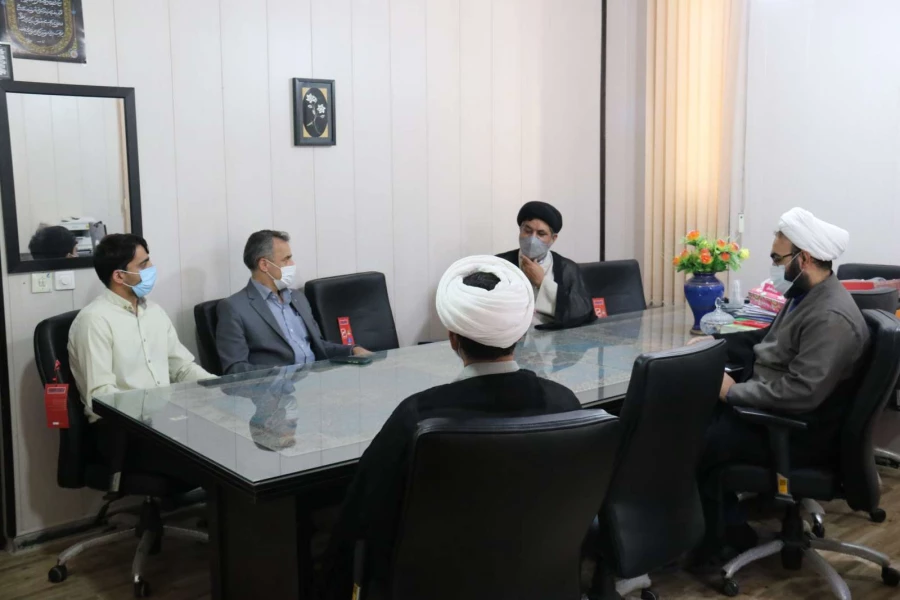 دیدار مدیر ستاد اقامه نماز استان با مدیر دانشگاه فرهنگیان یزد 3