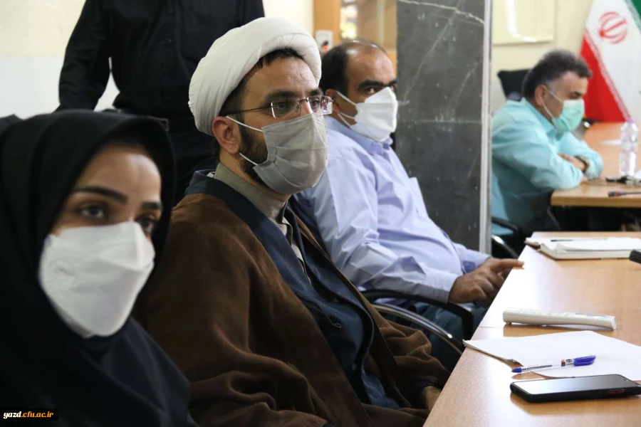 کارگاه دانش افزائی استادان اعضای هیات علمی
 5