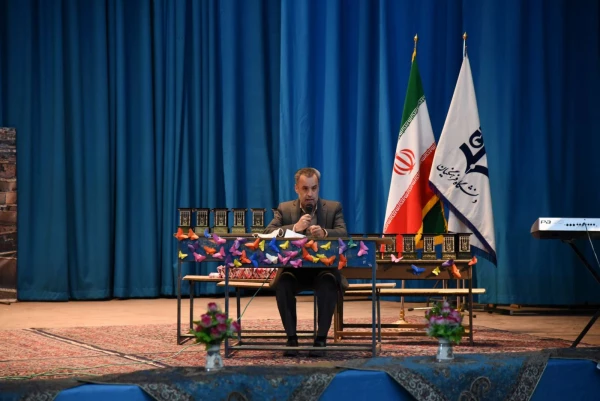 آیین دانش آموختگی دانشجومعلمان دانشگاه فرهنگیان یزد 4