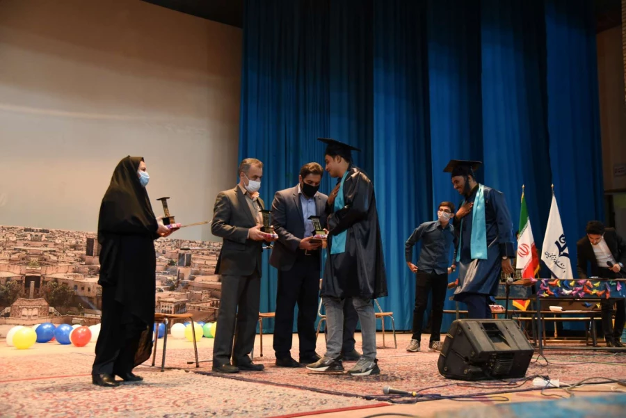 آیین دانش آموختگی دانشجومعلمان دانشگاه فرهنگیان یزد 8