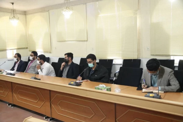 نشست مدیرکل آموزش و پرورش استان یزد با سرپرست دانشگاه و شورای بسیج دانشجویی پردیس ها  4