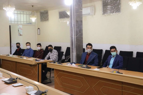 نشست منتخبان دومین دوره انتخابات الکترونیکی کانون ها و انجمن ها با مسوؤلان دانشگاه 3