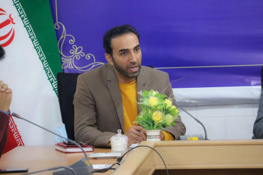 نشست منتخبان دومین دوره انتخابات الکترونیکی کانون ها و انجمن ها با مسوؤلان دانشگاه 4