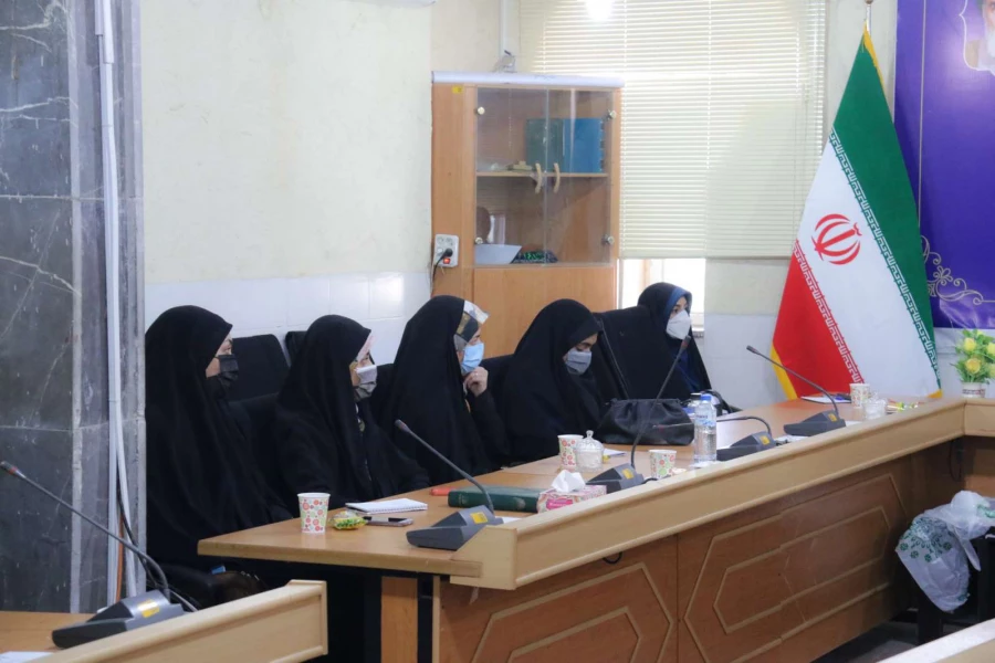نشست منتخبان دومین دوره انتخابات الکترونیکی کانون ها و انجمن های پردیس حضرت فاطمه الزهراء (س) 4