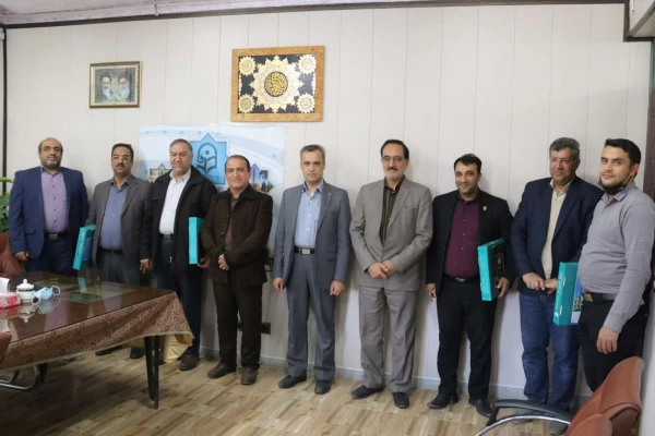 تجلیل از کارکنان حوزه مالی پردیس های استانی دانشگاه فرهنگیان یزد 8