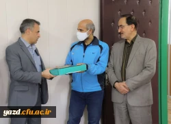 تجلیل از کارکنان حوزه مالی پردیس های استانی دانشگاه فرهنگیان یزد 9