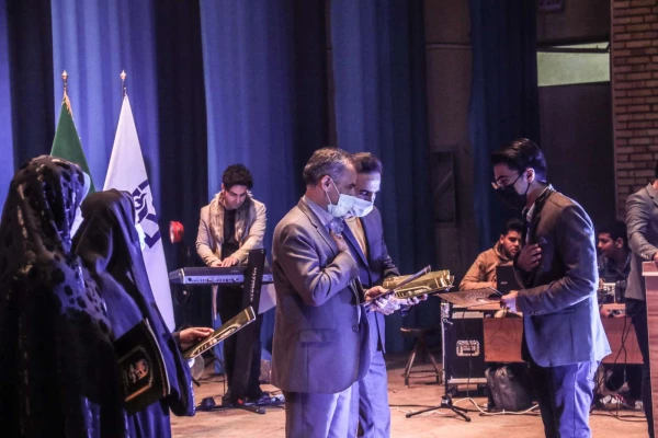  جشن بزرگداشت روز دانشجو  8