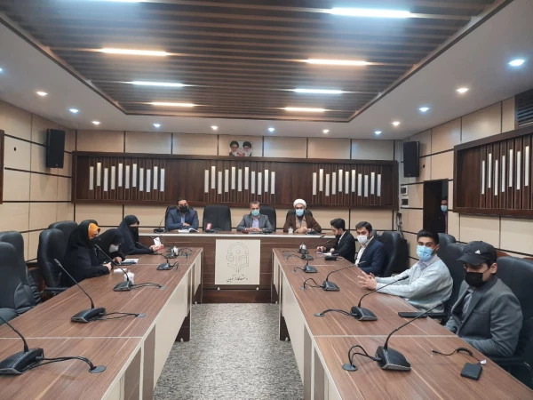 نشست پرسش و پاسخ دانشجومعلمان با مسئولین دانشگاه  5