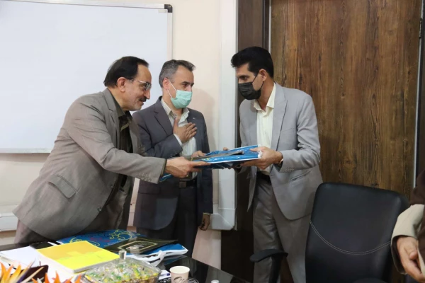 دیدار مدیردانشگاه فرهنگیان یزد با مدیر کل جدید آموزش و پرورش استان 6