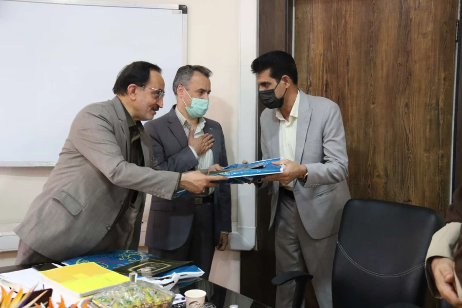 دیدار مدیردانشگاه فرهنگیان یزد با مدیر کل جدید آموزش و پرورش استان 6