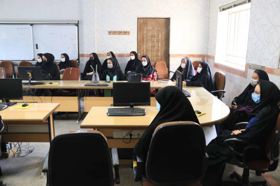 آغاز آموزش حضوری در دانشگاه فرهنگیان یزد 14