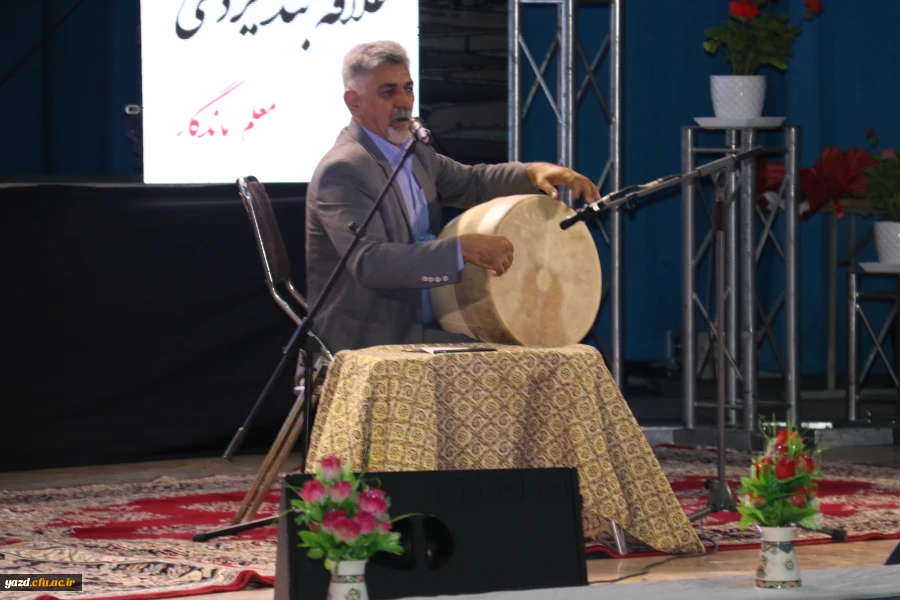 برگزاری آیین بزرگداشت مقام معلم استان یزد با حضور معاون اجرایی رئیس جمهور  5