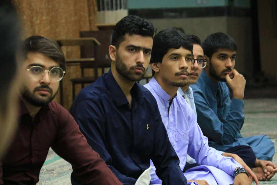 نشست صمیمی مدیر استان با دانشجومعلمان خوابگاهی پردیس ها 4