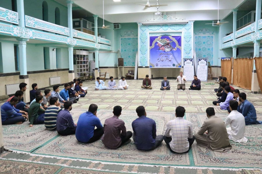 نشست صمیمی مدیر استان با دانشجومعلمان خوابگاهی پردیس ها 5