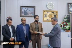 تجلیل از مسئول روابط عمومی دانشگاه فرهنگیان یزد
 3