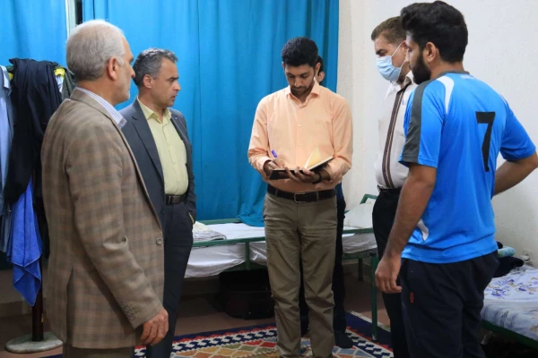 بازدید سرپرست دانشگاه فرهنگیان یزد از خوابگاه های دانشجویی پردیس های استان 4