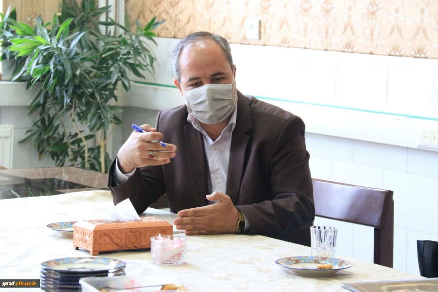 بازدید مسئولان دانشگاه فرهنگیان یزد از مدارس مجری طرح کارورزی 5