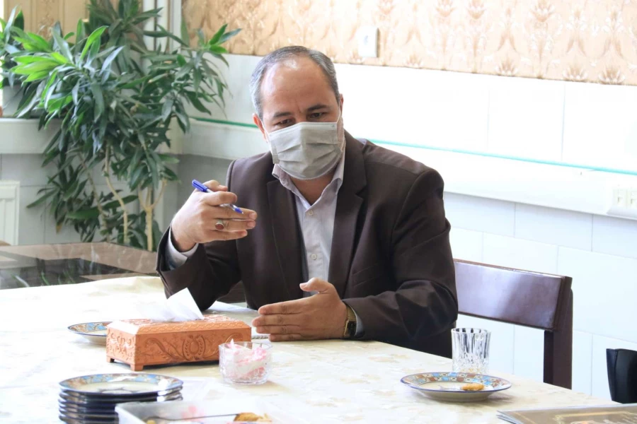 بازدید مسئولان دانشگاه فرهنگیان یزد از مدارس مجری طرح کارورزی 8