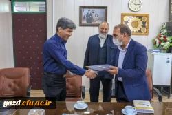 مراسم تقدیر از عوامل برگزاری همایش تعلیم و تربیت مهدوی در دانشگاه فرهنگیان یزد برگزار شد 3