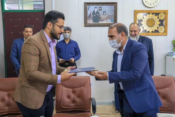 مراسم تقدیر از عوامل برگزاری همایش تعلیم و تربیت مهدوی در دانشگاه فرهنگیان یزد برگزار شد 9