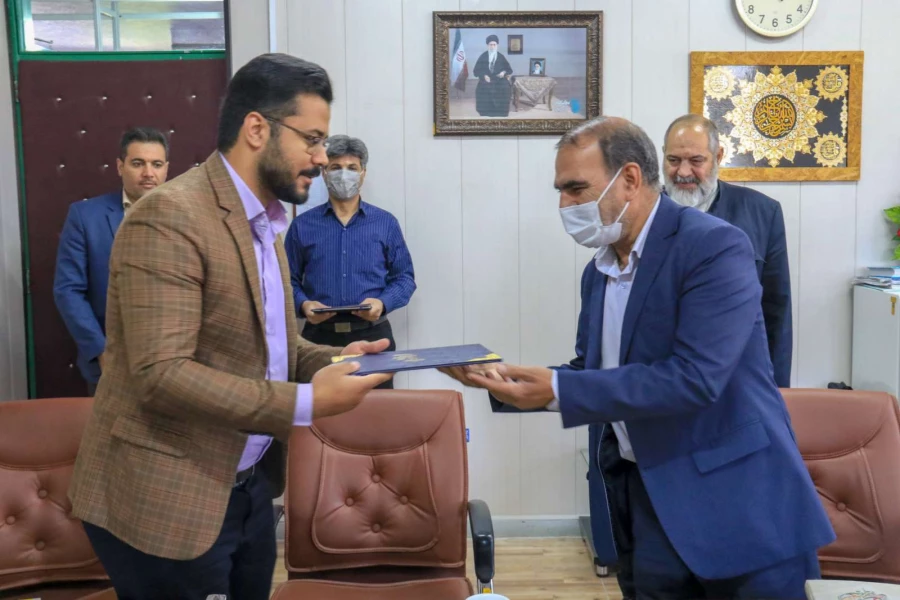 مراسم تقدیر از عوامل برگزاری همایش تعلیم و تربیت مهدوی در دانشگاه فرهنگیان یزد برگزار شد 9