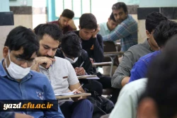 سرپرست دانشگاه فرهنگیان یزد از روند برگزاری امتحانات پردیس های استان بازدید کرد 8
