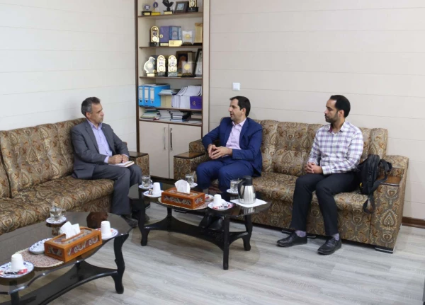 سرپرست دانشگاه فرهنگیان یزد با رئیس بنیاد نخبگان استان دیدار کرد 3