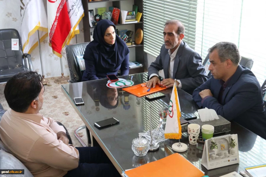 انعقاد تفاهم نامه همکاری بین دانشگاه فرهنگیان یزد و هیات ورزش های همگانی استان 3