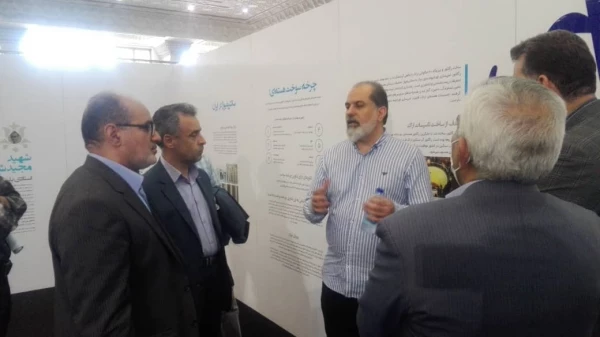مدیر دانشگاه فرهنگیان یزد در نمایشگاه هم افزایی مدیریت ایران 1401 حضور یافت. 5